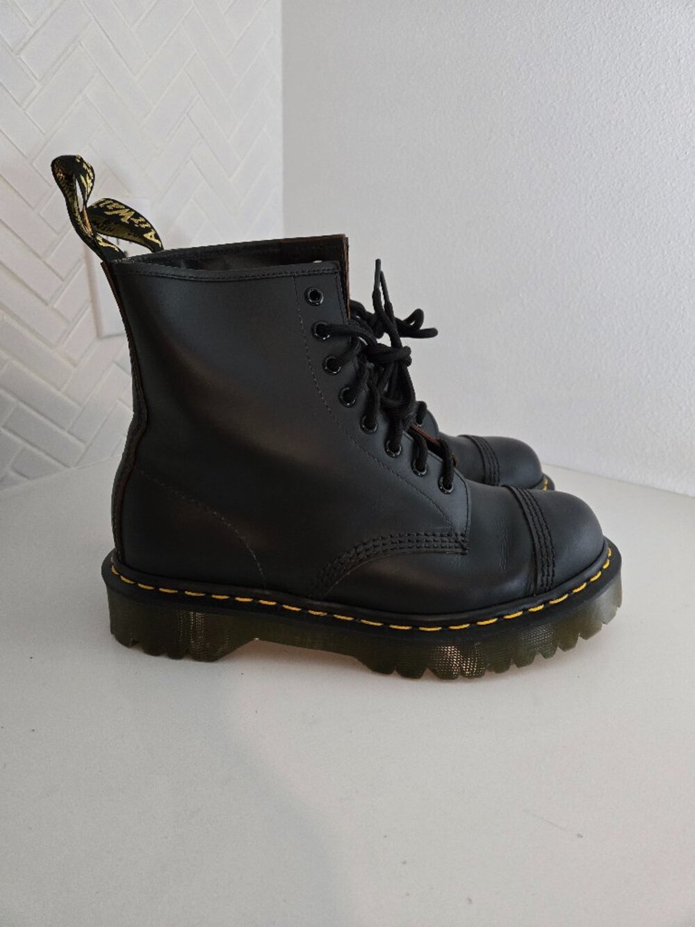 Dr Martens MIE 1460 Bex Toe Cap Quilon Leather Combat Boot UK7 US Mens 8
